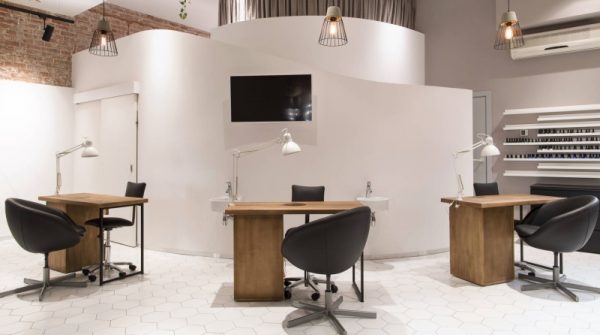 makdesign.com.ua_inter'er_salona_krasoty_10 интерьер салона красоты, inter'er salona krasoty, dizajna salona krasoty,kak sozdat' krasivyj inter'er, inter'er v dome, inter'er v kvartire, inter'er v salone krasoty, primery inter'erov salon krasoty, sovremennyj salon krasoty, zonirovanie salona krasoty, primery inter'erov salona krasoty, top 10 salonov krasoty, inter'er salona krasoty v stile provans, salon krasoty v sovremennom klassicheskom stile, salon krasoty v stile modern, salon krasoty jeklektika, intere'r salona krasoty v minimalistichnom stile, minimalistichnyj inter'er salona krasoty, sovremennyj salon v stile minimalizm, dizajn inter'era salona krasoty, realizovannye primery inter'erov salonov krasoty