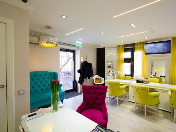 makdesign.com.ua_inter'er_salona_krasoty_16 интерьер салона красоты, inter'er salona krasoty, dizajna salona krasoty,kak sozdat' krasivyj inter'er, inter'er v dome, inter'er v kvartire, inter'er v salone krasoty, primery inter'erov salon krasoty, sovremennyj salon krasoty, zonirovanie salona krasoty, primery inter'erov salona krasoty, top 10 salonov krasoty, inter'er salona krasoty v stile provans, salon krasoty v sovremennom klassicheskom stile, salon krasoty v stile modern, salon krasoty jeklektika, intere'r salona krasoty v minimalistichnom stile, minimalistichnyj inter'er salona krasoty, sovremennyj salon v stile minimalizm, dizajn inter'era salona krasoty, realizovannye primery inter'erov salonov krasoty